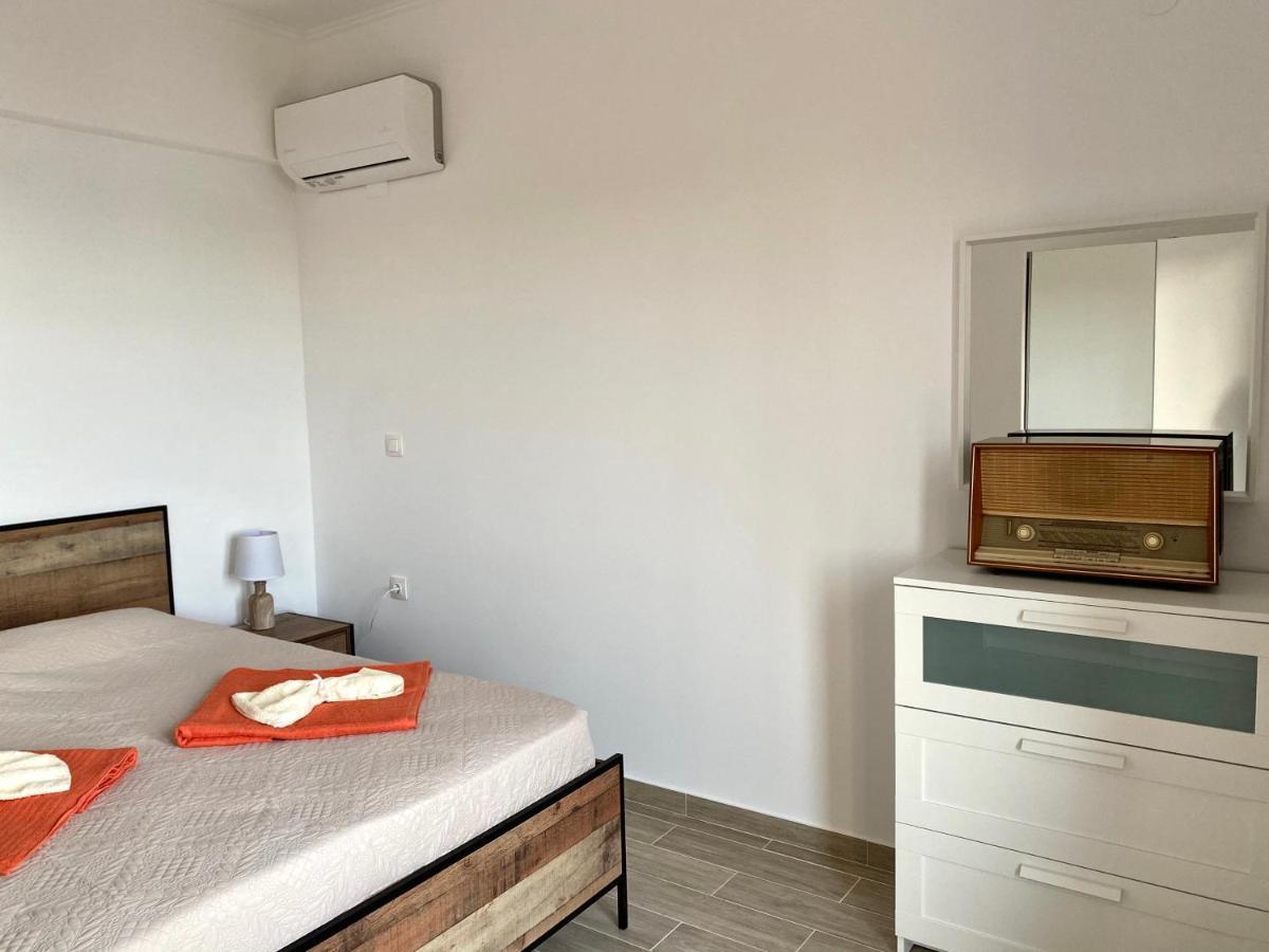 Coralli Pentati 2 "Dimitris Apartments" Exteriör bild